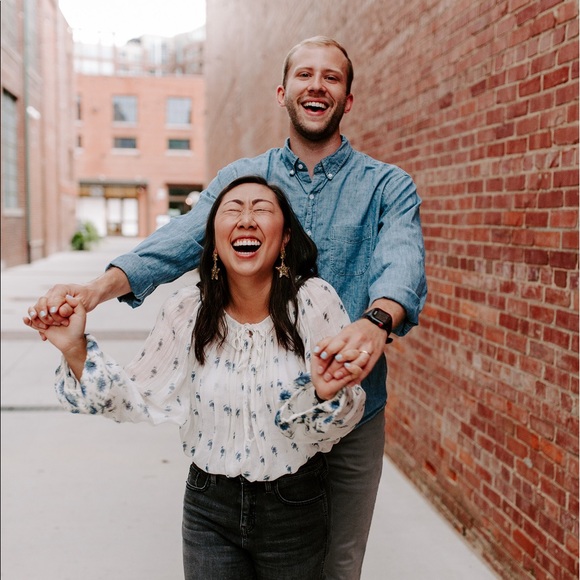 Meet your Posher, Jennifer! 🤘🏻 - Picture 6 of 8